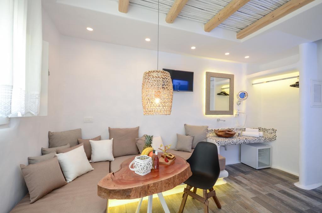 Pláka Naxos Island Escape Suites מראה חיצוני תמונה